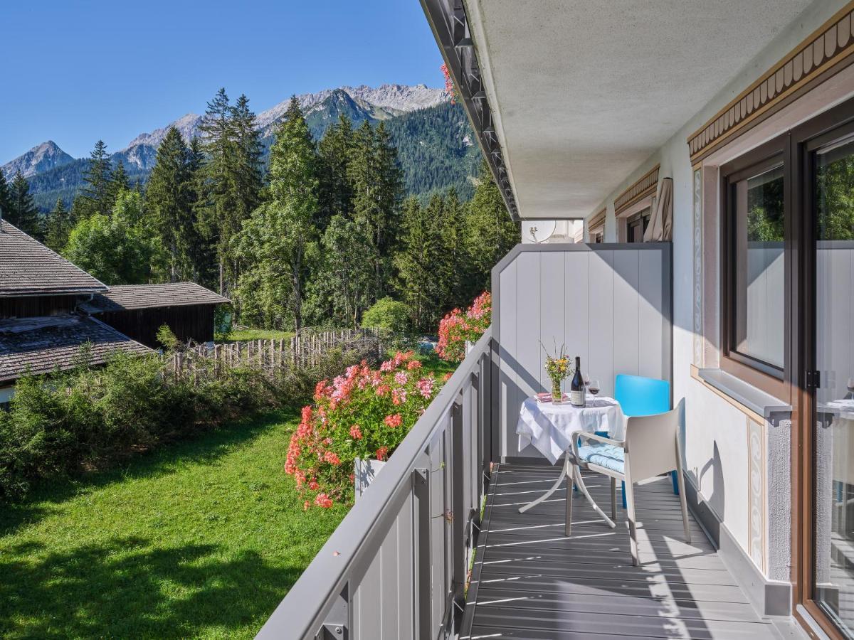 Design Apartments & Zimmer - Zugspitze Leutasch Eksteriør bilde