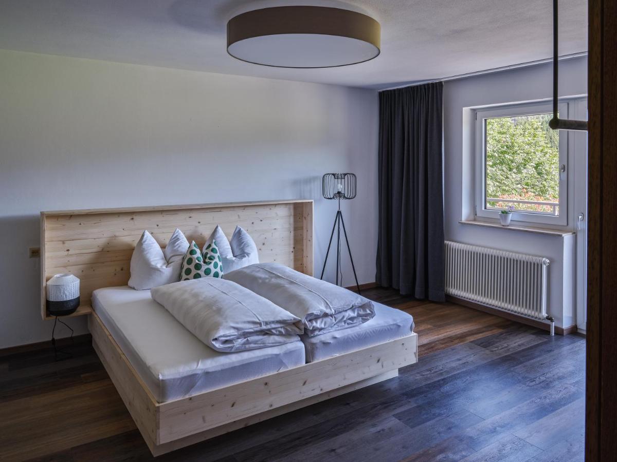 Design Apartments & Zimmer - Zugspitze Leutasch Eksteriør bilde