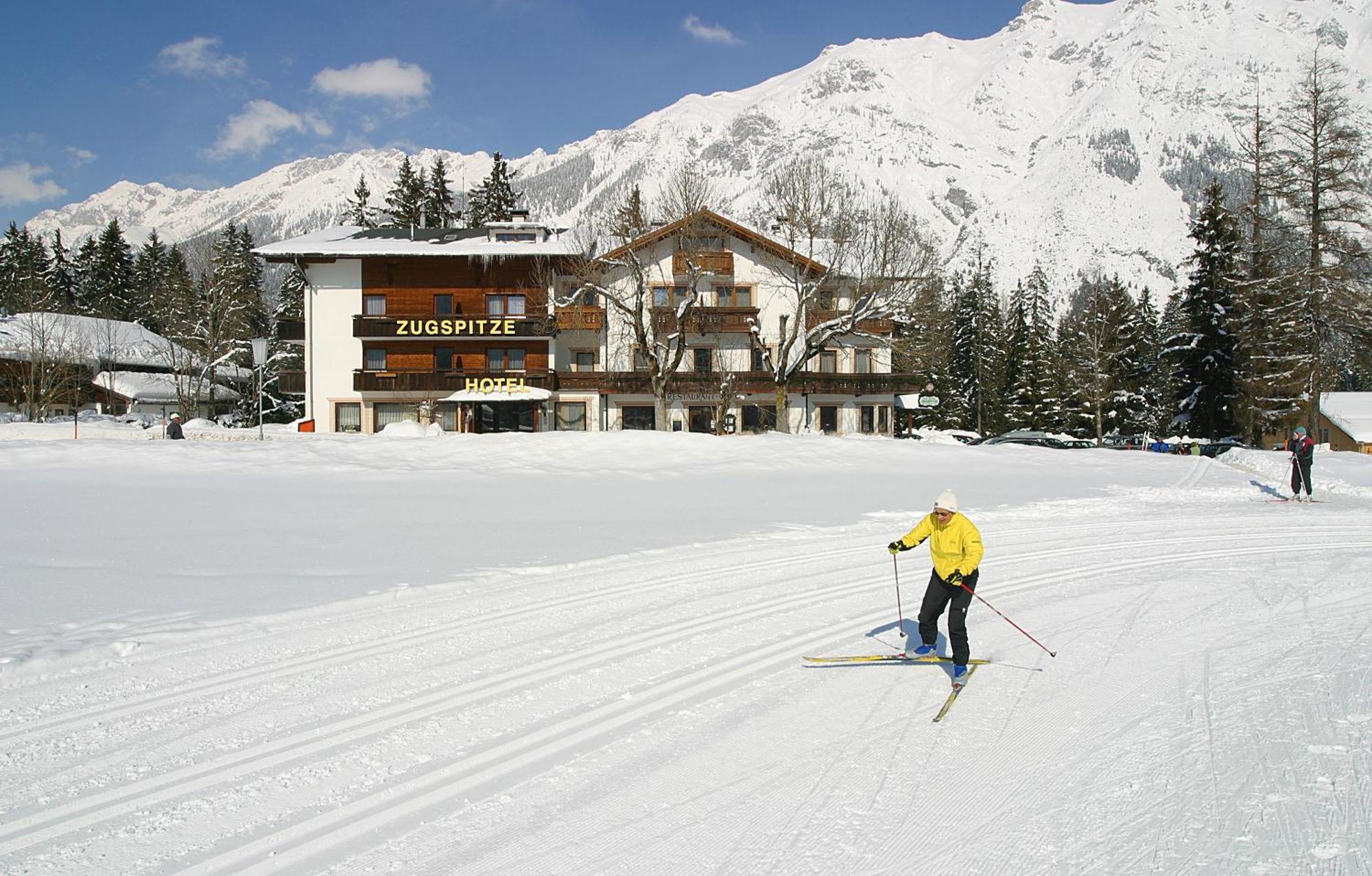 Design Apartments & Zimmer - Zugspitze Leutasch Eksteriør bilde